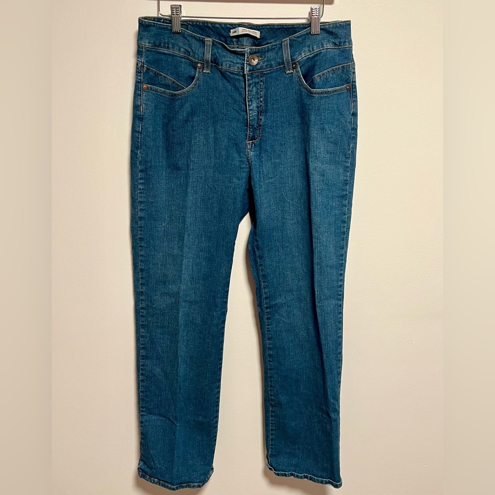 Lee Ultra Lean Jean Size 14